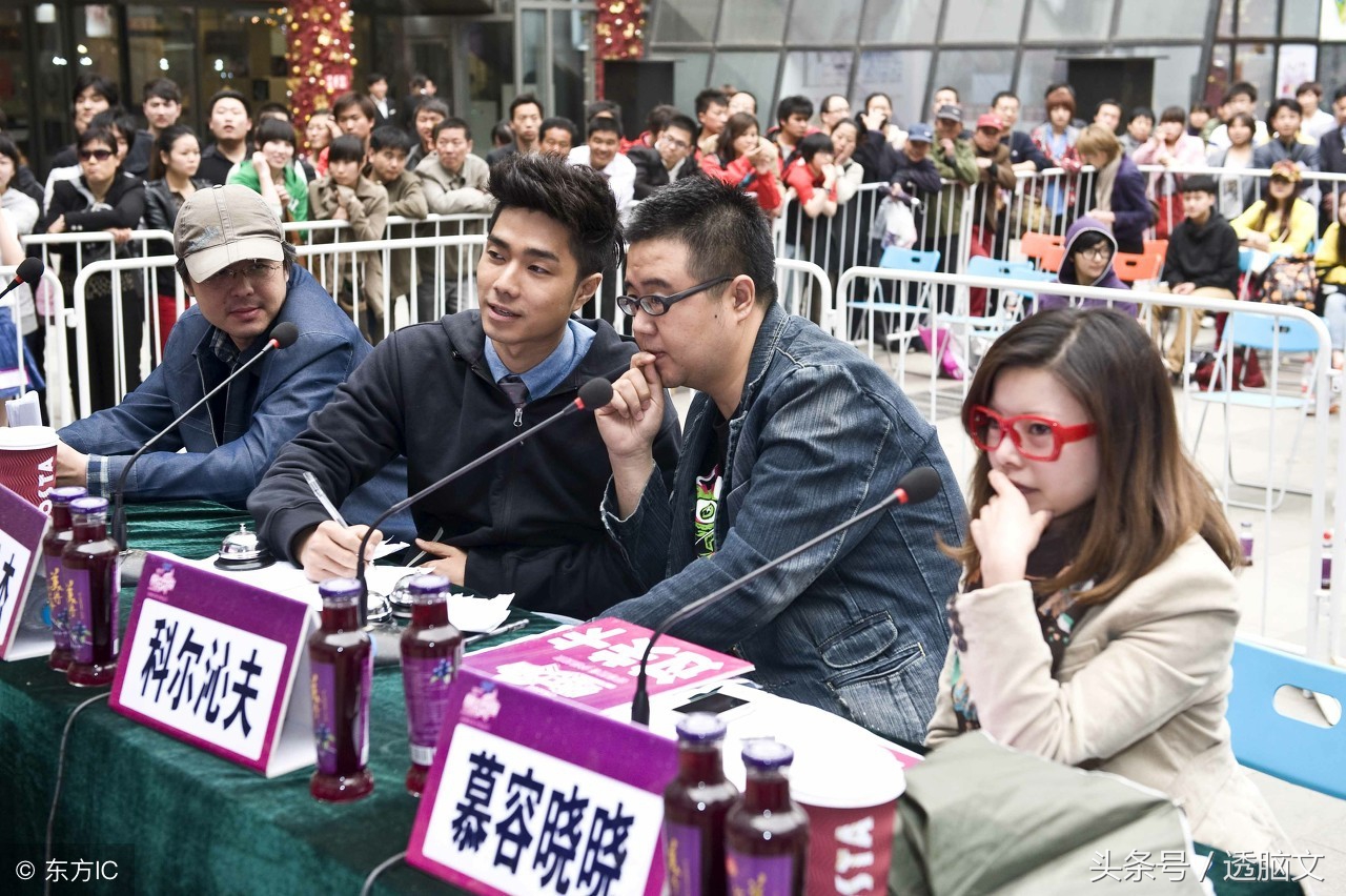 十大网红歌曲伤感情歌,抖音最火十大网红歌曲