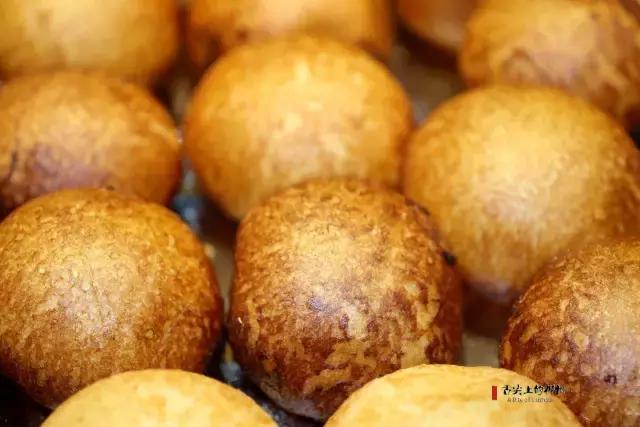 一碗螺蛳粉爱上一座城,一碗螺蛳粉只吃一半