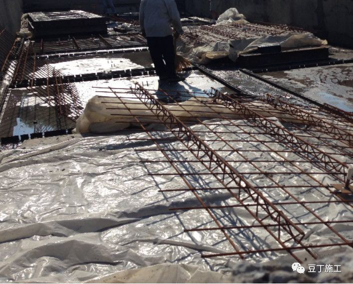 地下室高度不足2米怎么设计,20平地下室2米高怎样利用