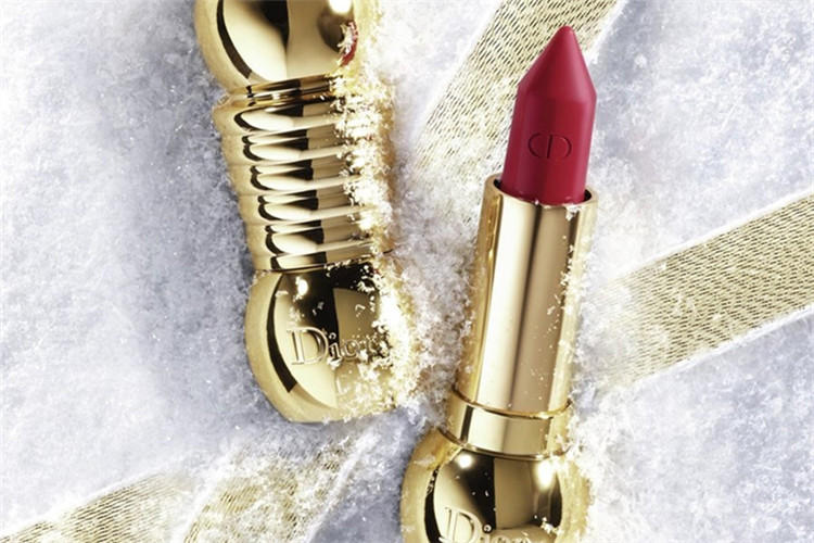 火红火红的口红,红红火火一整年的口红