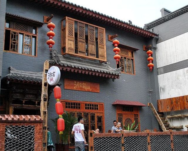 西安藏在市区的户外小众酒馆,西安隐藏的民谣小酒馆