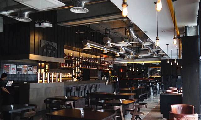 西安藏在市区的户外小众酒馆,西安隐藏的民谣小酒馆