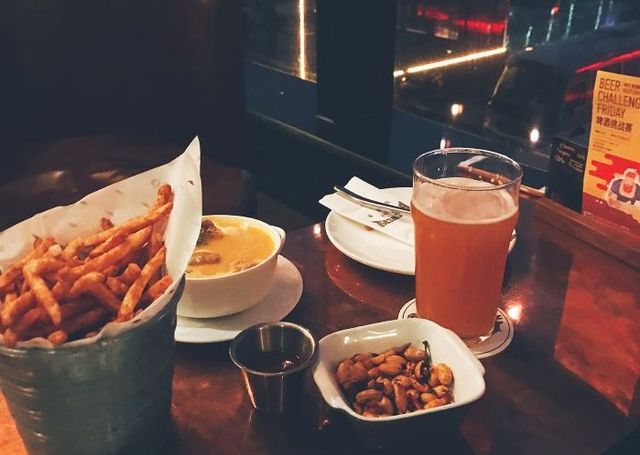 西安藏在市区的户外小众酒馆,西安隐藏的民谣小酒馆