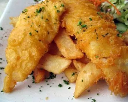 早上吃热干面下午喝信阳毛尖,早上吃热干面