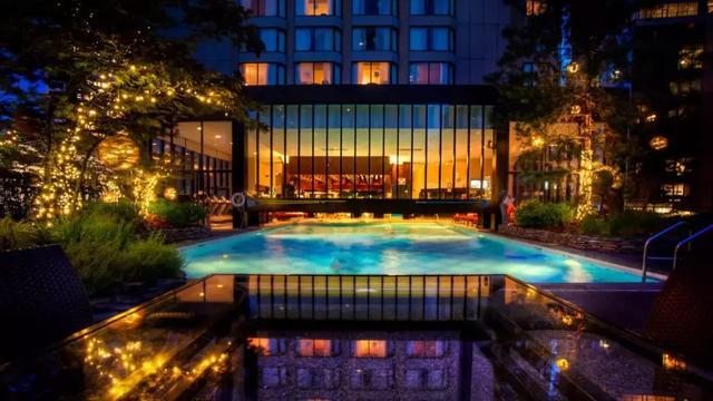 连007都喜欢的酒店，竟然在温哥华被嫌弃！