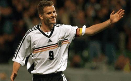 足坛年轻球员排行,足坛年轻时最帅十大球星