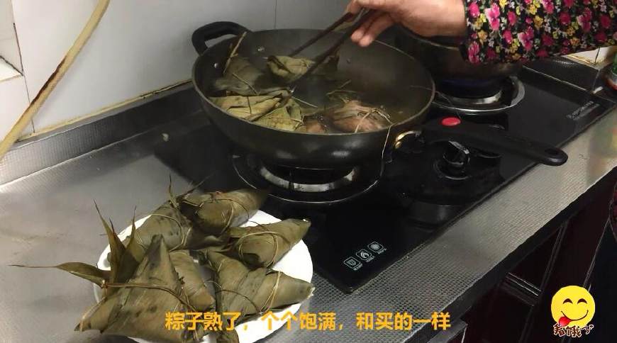 糯米粽子要不要泡,粽子糯米不要白色