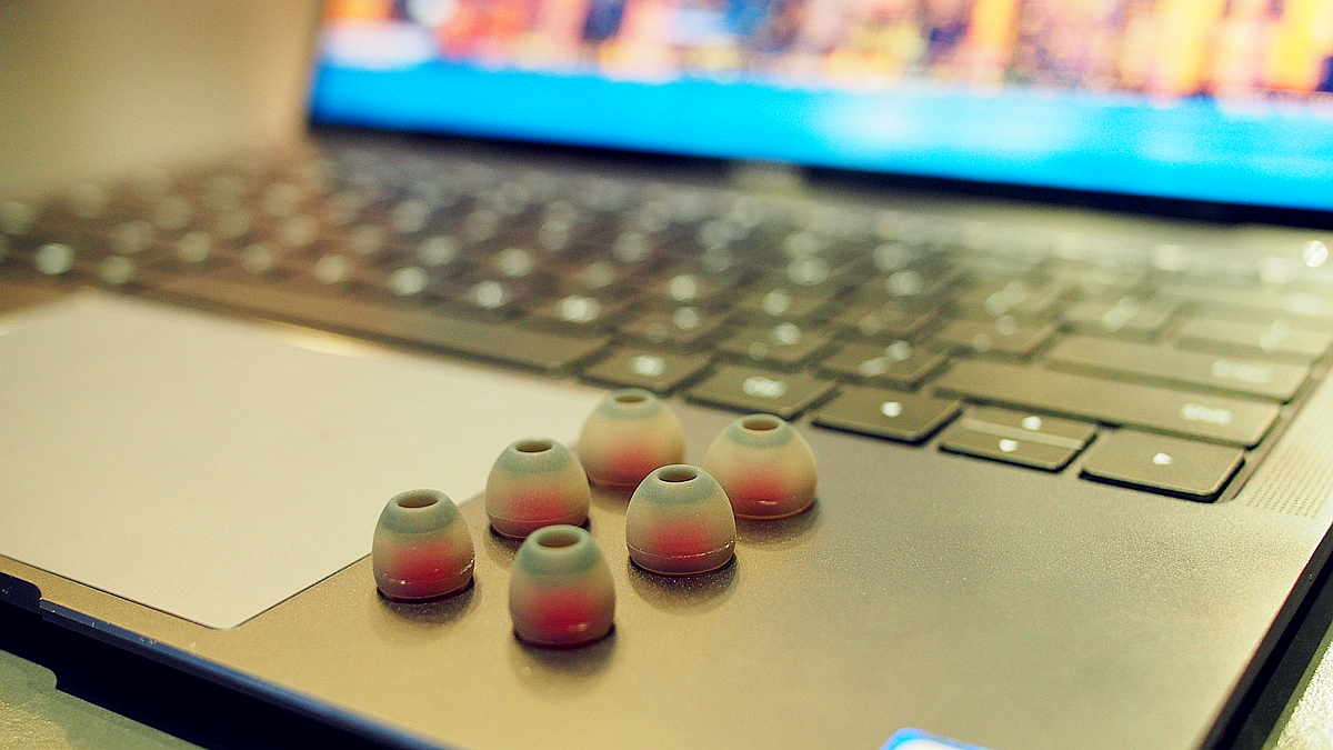 动圈式耳机煲机前后区别大吗,双动圈耳机和单圈哪个效果好