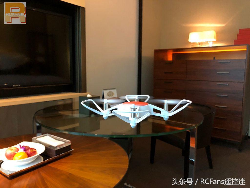 小米米兔无人机说明书,米兔遥控小飞机开箱