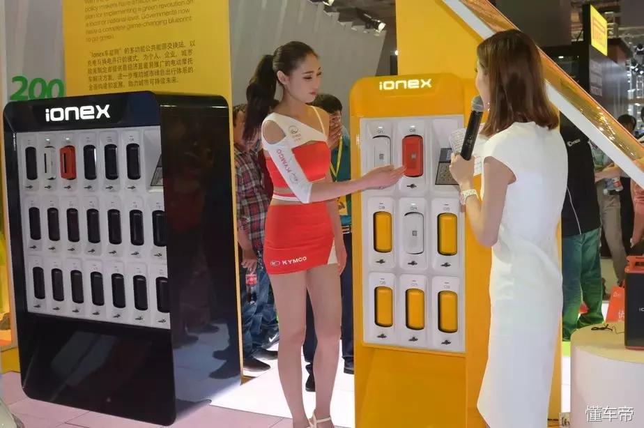 光阳发布动丽150、AnyLike150、2018款K-Rider400，领衔上海摩展