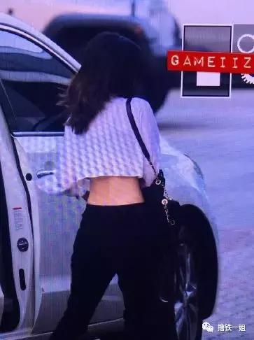 金泰妍露腹肌,金泰妍露腹