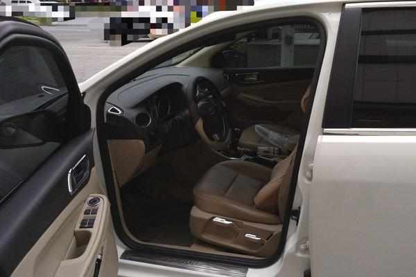 福克斯和速腾哪个操控性好,操控性最好的车排名新福克斯