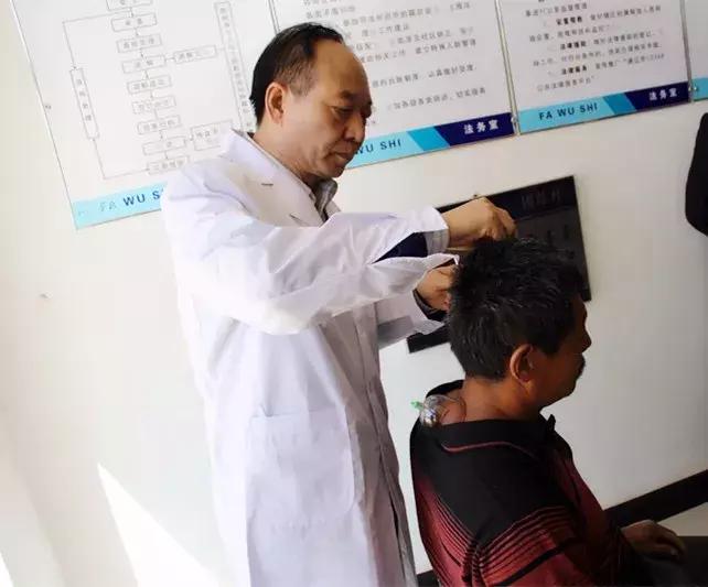 通辽市科尔沁区吕氏中医,妇联精准扶贫工作