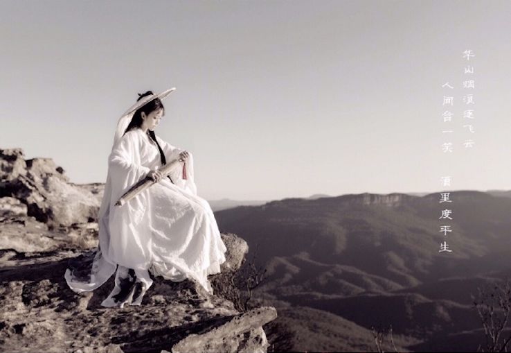 90后中国姑娘，在澳洲街美哭外媒