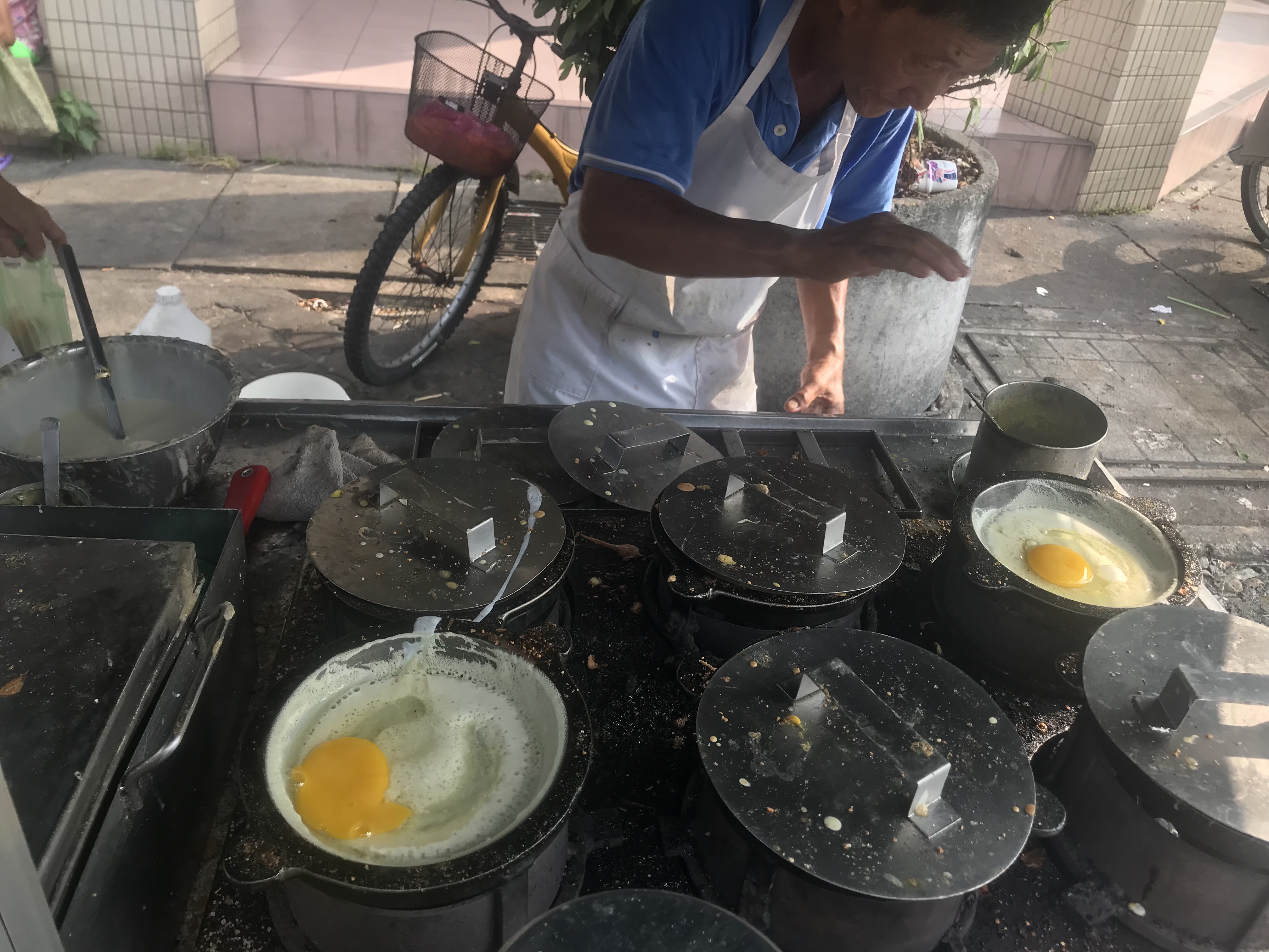 行走马来美食攻略,马来西亚的特色美食和景点