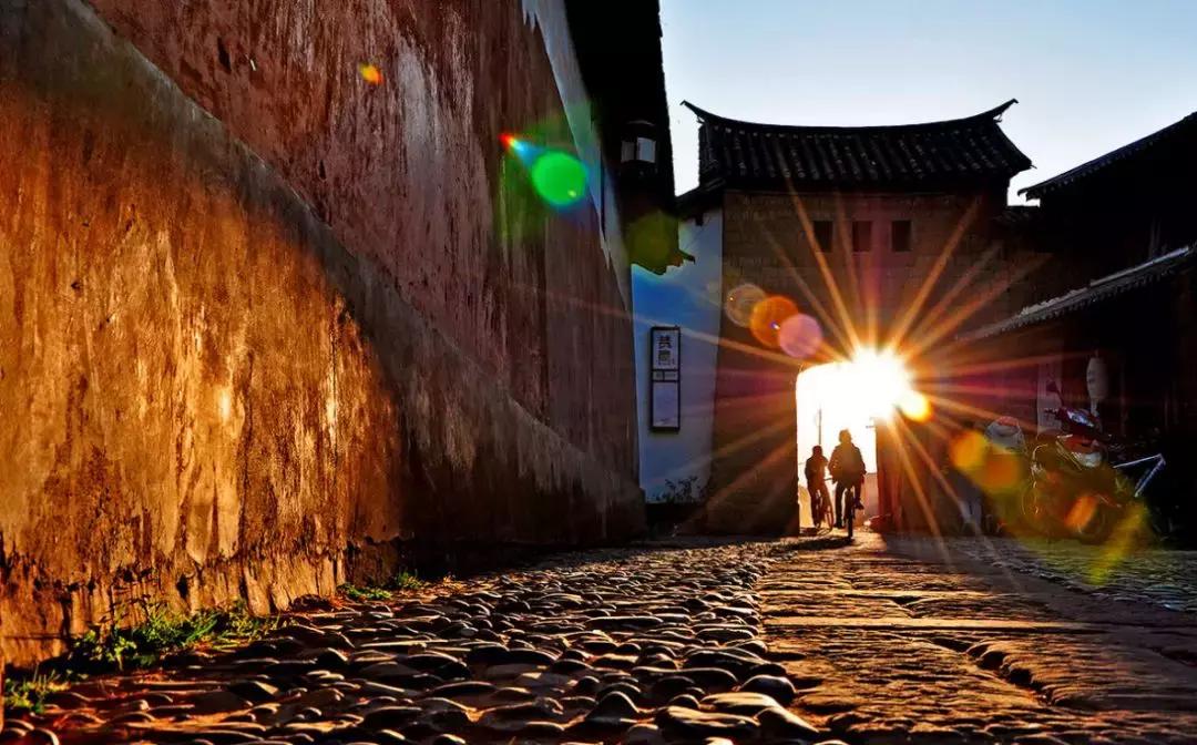 最有欧气的云南古镇比丽江有意思 (大理丽江最值得推荐古镇)