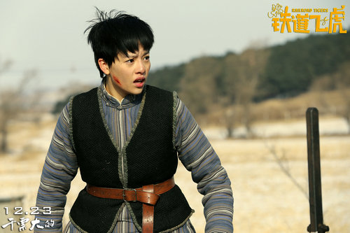 成龙电影里的女儿们,感受着浓浓的父爱,却有一个很蹊跷的共同点