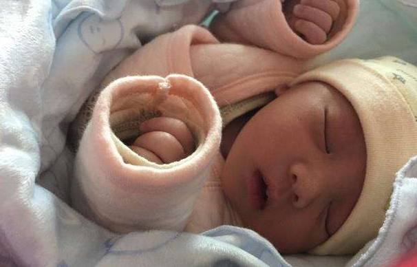 七斤左右的胎儿有多长,六七斤的胎儿是怎么样的