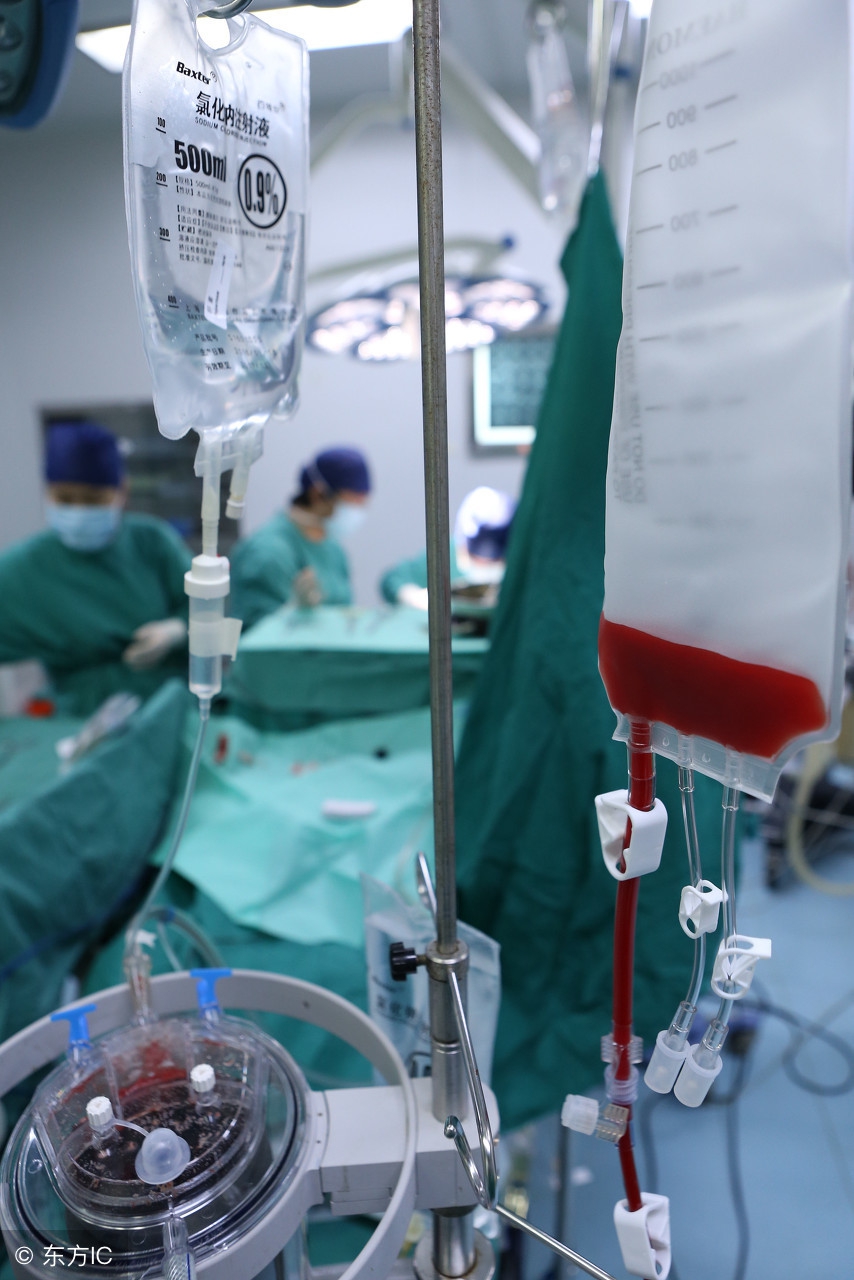 血液回收机立大功，抢救了病人，节省了血液，防止传染病的传播！