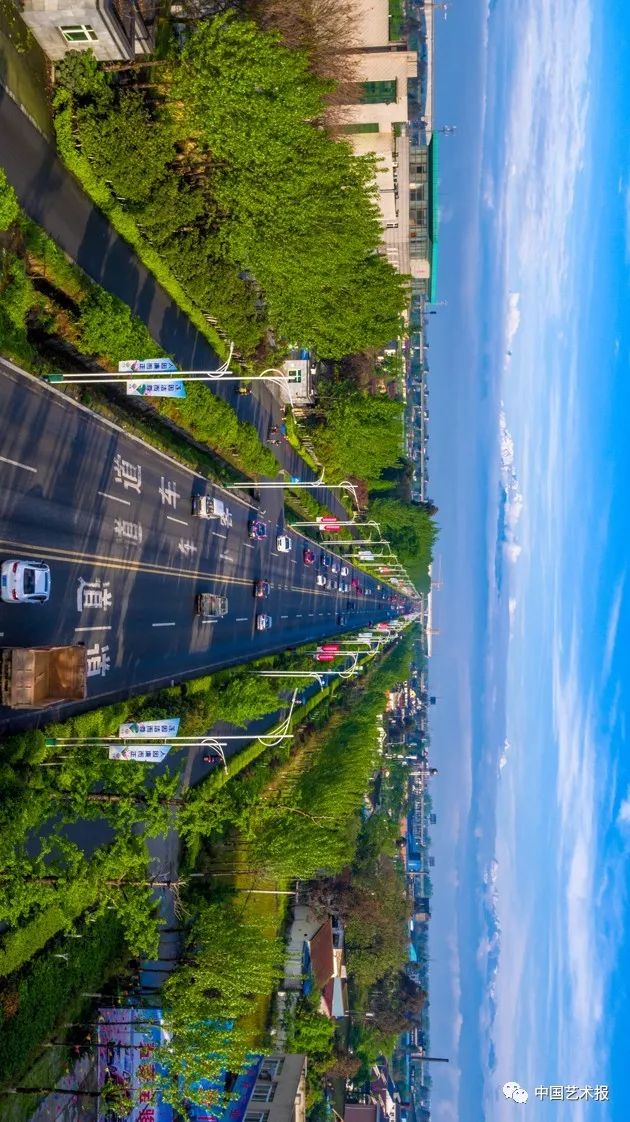 汶川大地震志愿者影集,汶川十年影像