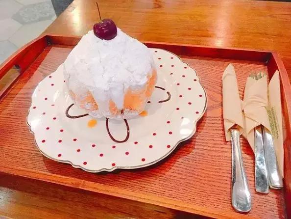 为喜欢自拍的小仙女打造的咖啡店！据说90%的韩国妹子都去打过卡