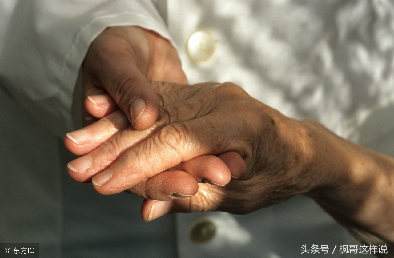 家里老人被骗还不听劝能报警吗,家里老人被骗仍执迷不悟