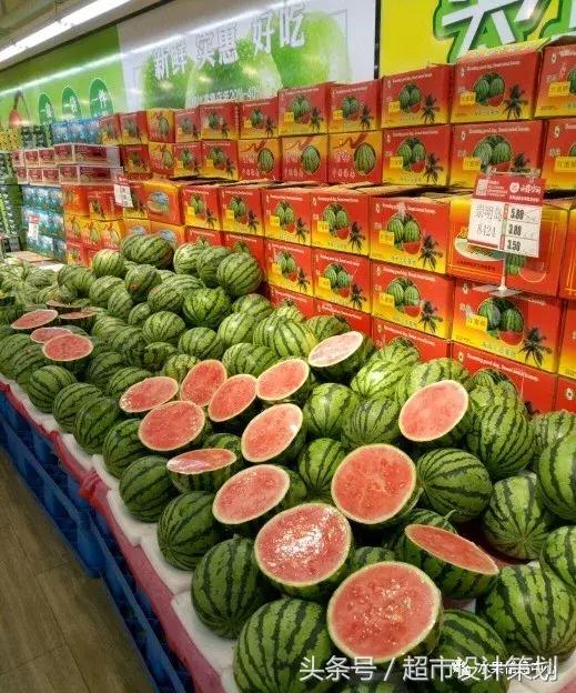 水果店水果陈列摆放销售技巧,20方长方形水果店铺陈列设计