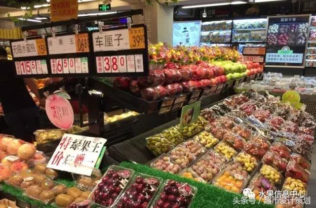 水果店水果陈列摆放销售技巧,20方长方形水果店铺陈列设计