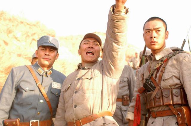 李幼斌和黄志忠演李云龙谁好,新版亮剑黄志忠评价