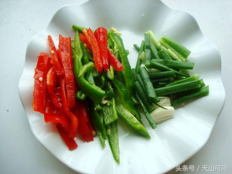 鸡蛋搭配什么炒最下饭,鸡蛋都能配什么炒吃