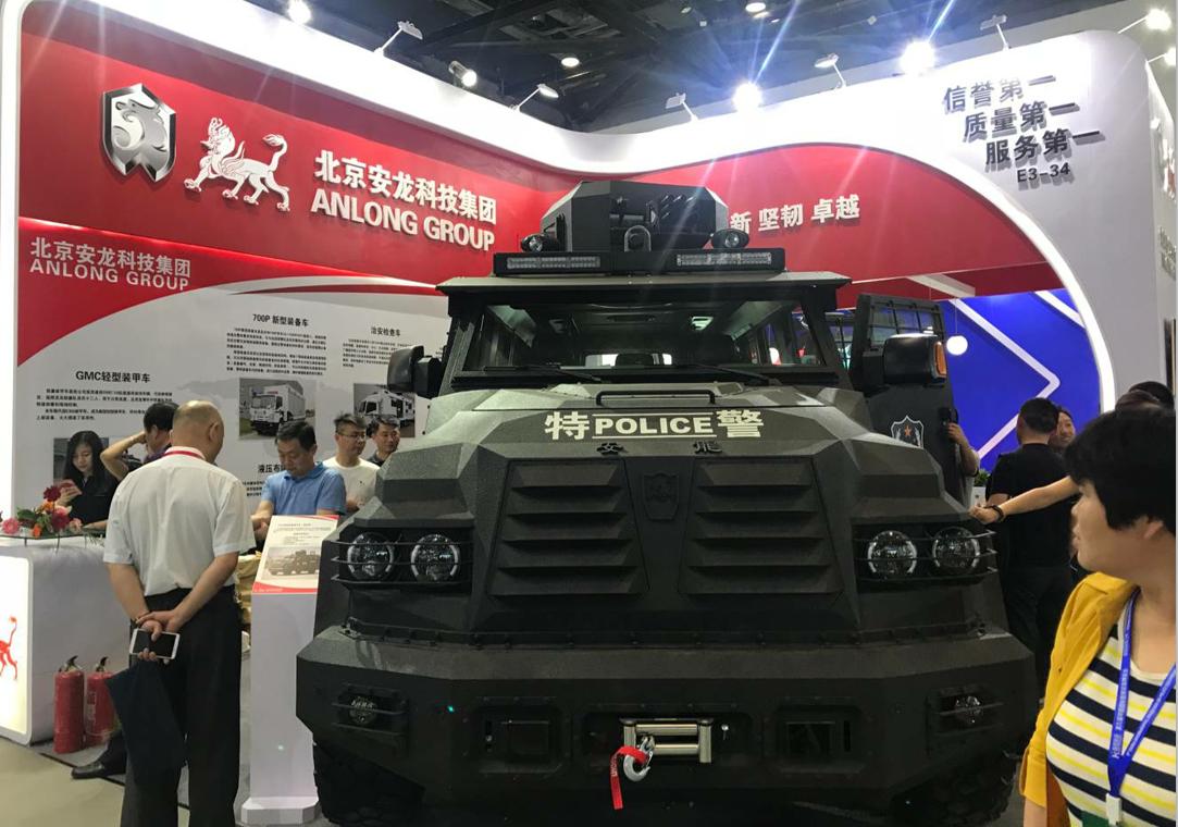 众星齐聚珠海航展,警博会新式装备