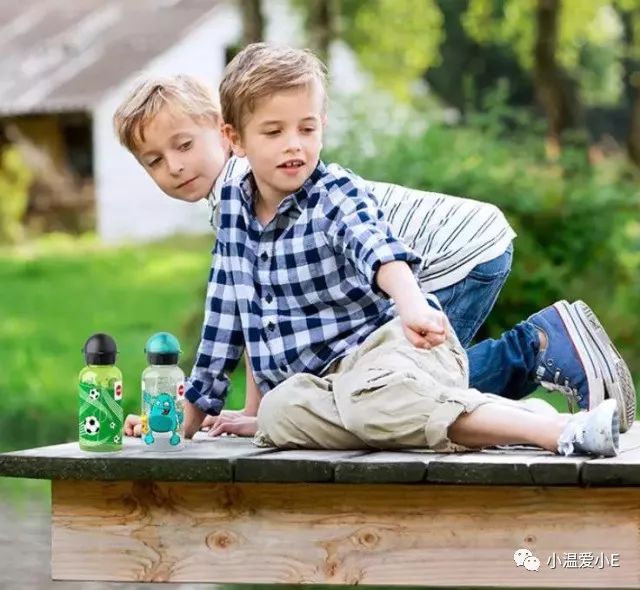 宝宝水壶推荐1-3岁夏天简单,夏天水壶推荐学生高颜值