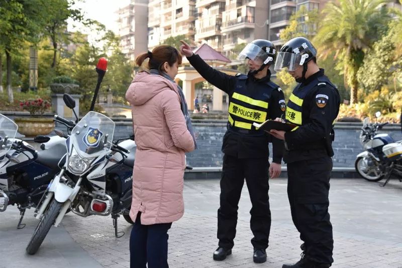 骑警高清图,骑警实拍