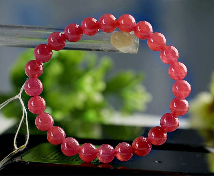 红纹石长期佩戴的危害,佩戴红纹石的禁忌是什么