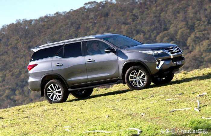 丰田小霸道，全进口配2.7L动力才25万，看完果断放弃捷豹路虎