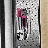 空壳子卖到天价,这就是大牌的新套路!