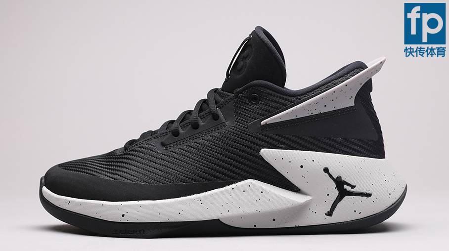 airjordanflylockdown白灰橙测评,jordanflylockdown偏大偏小