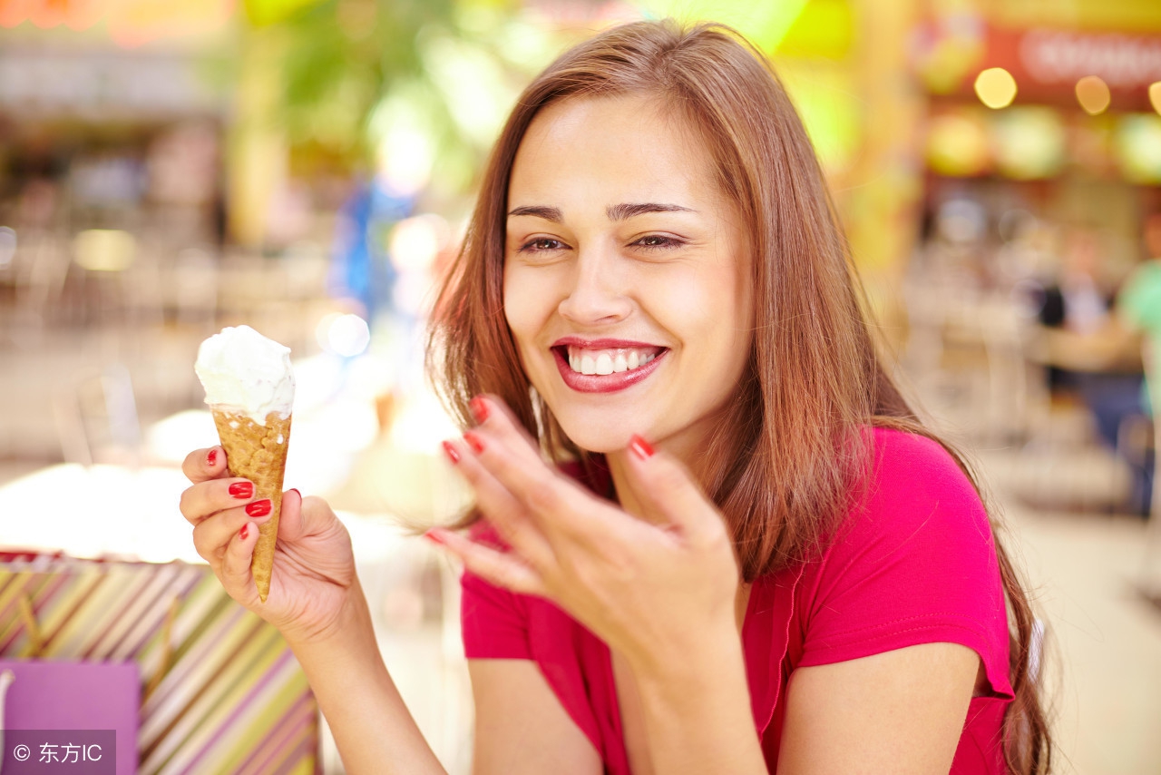 无人冰淇淋自助售卖机免费投放,全自动冰淇淋无人售卖机如何加盟