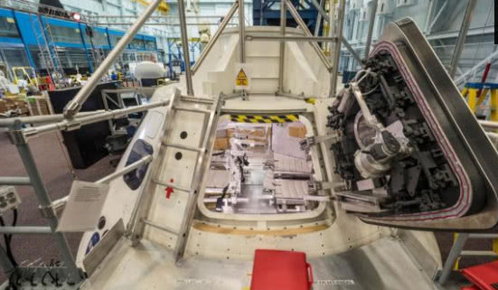 美国宇航局最新的宇宙飞船内部原来是这个样子