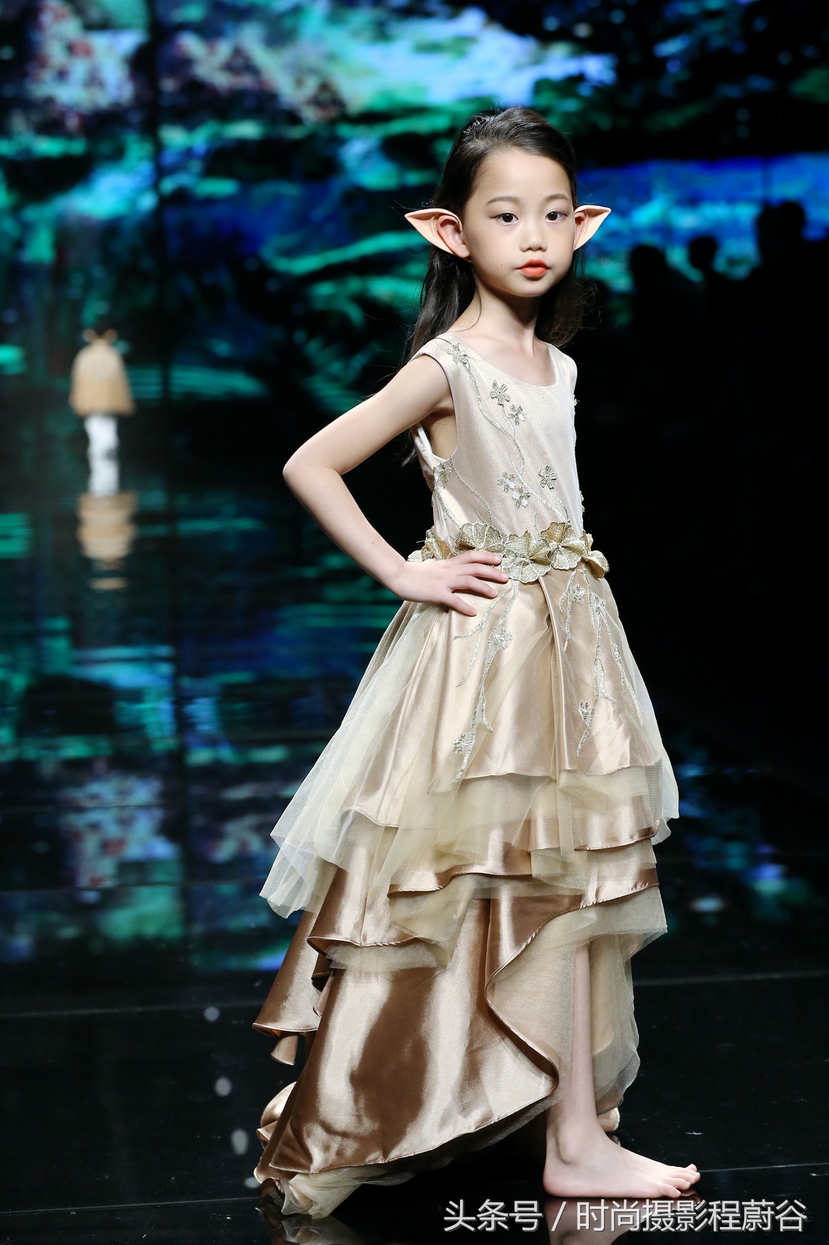 2021aw杭州国际时装周,2018aw上海时装周mode展