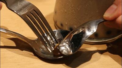 网红茶饮的鼻祖级大佬来熙地港啦，还有买一赠一！