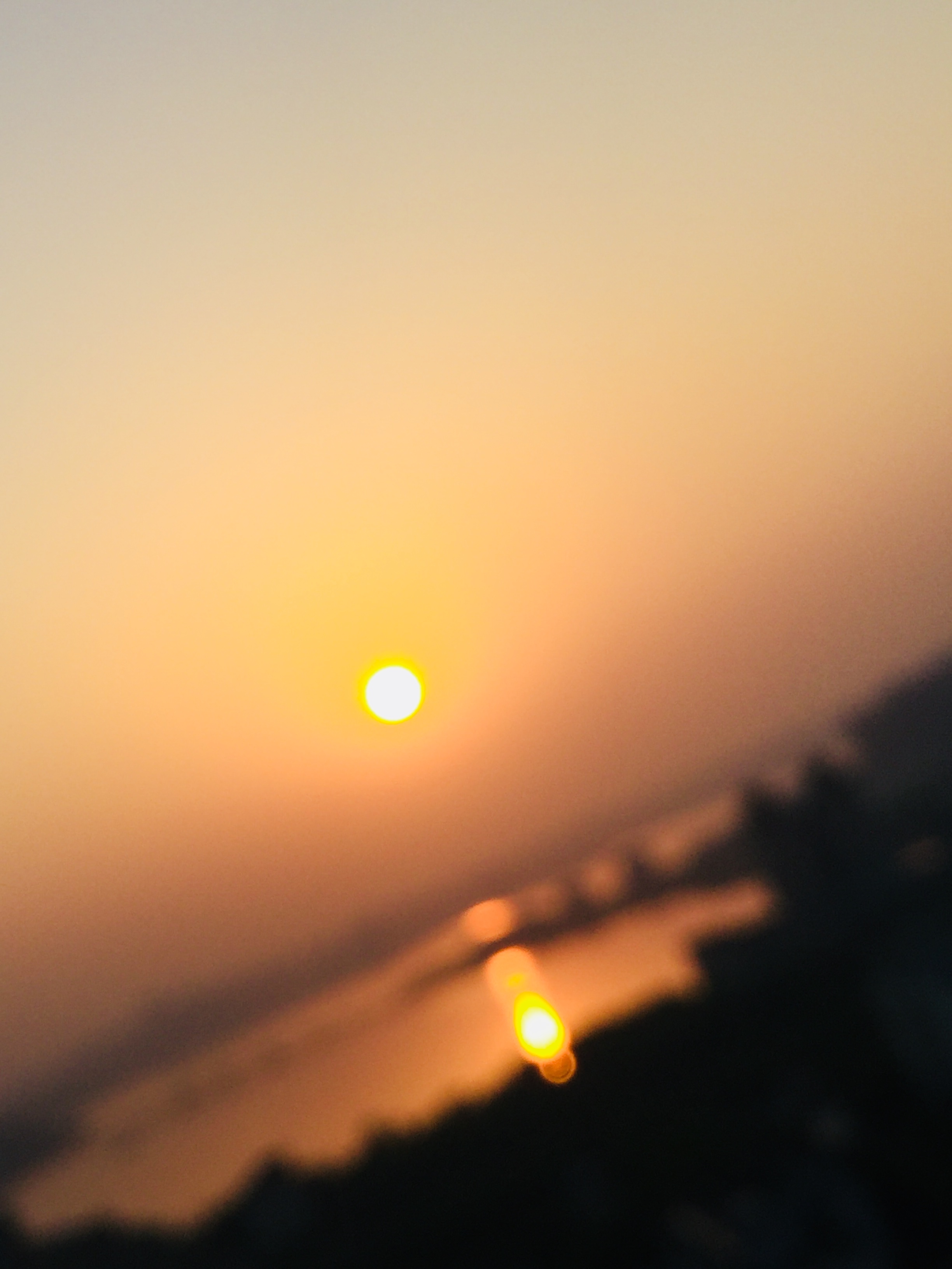 收到陌生人电话告诉你炒股票加微信提前告诉你买哪些股票？真的？