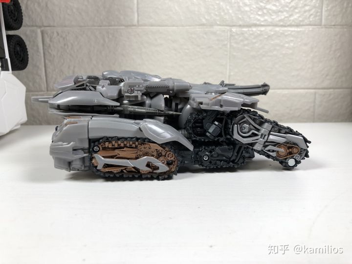 ss威震天飞机,ss油罐威震天测评