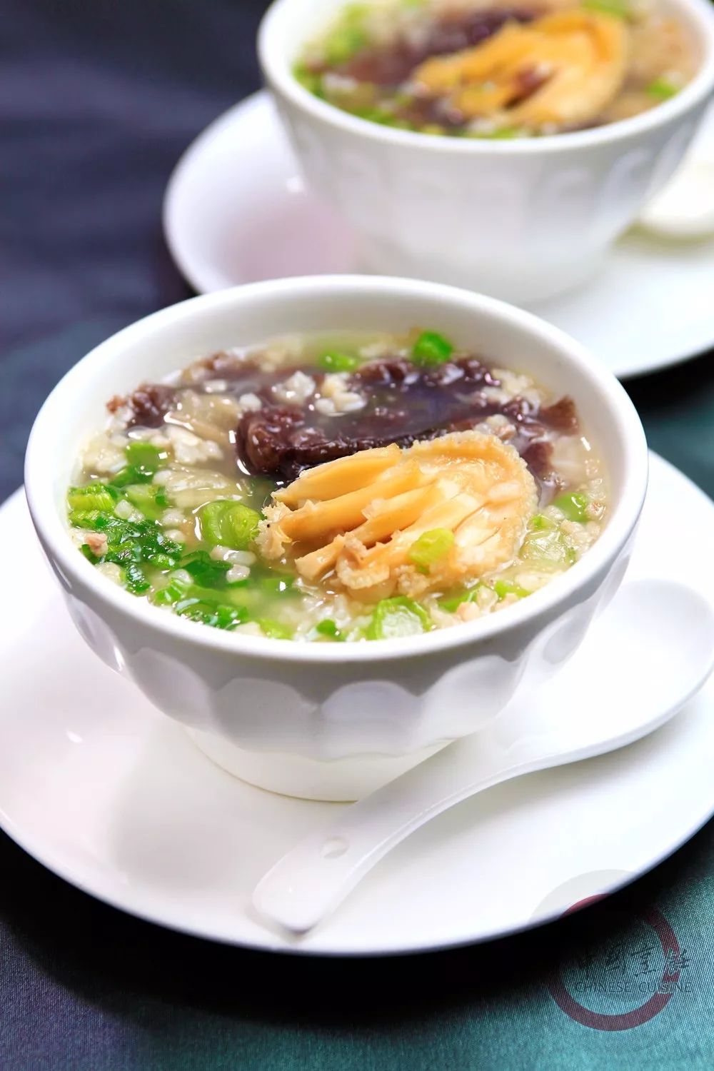 小满剥瓜子,小满品尝苦瓜