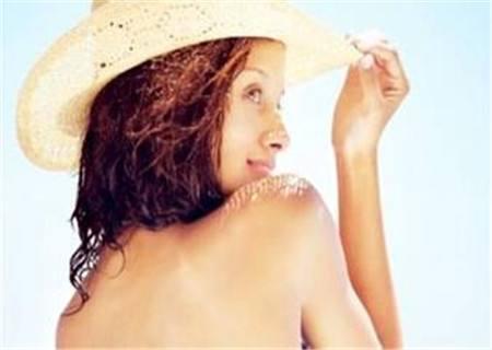 背部长痤疮是什么原因,背部长痘痘的原因中医