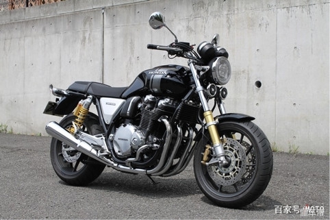 雅马哈xsr900对比川崎z900rs,雅马哈xsr900日本