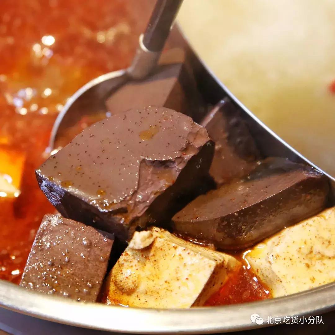 38元无限续餐厅，拿仙女棒吃饭