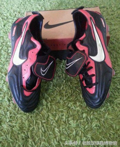 02年世界杯足球鞋回顾,世界杯最火前十的足球鞋