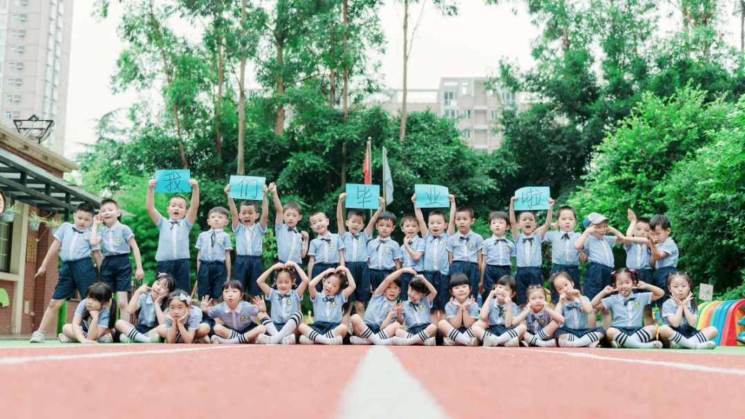 五十人集体照拍照姿势创意大全,高逼格的集体照怎么拍