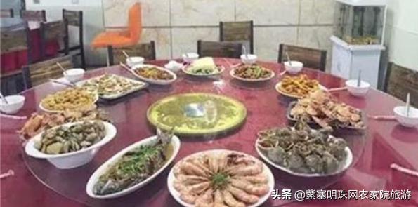 夏天去赶海抓螃蟹小龙虾,东戴河亿方客宾馆